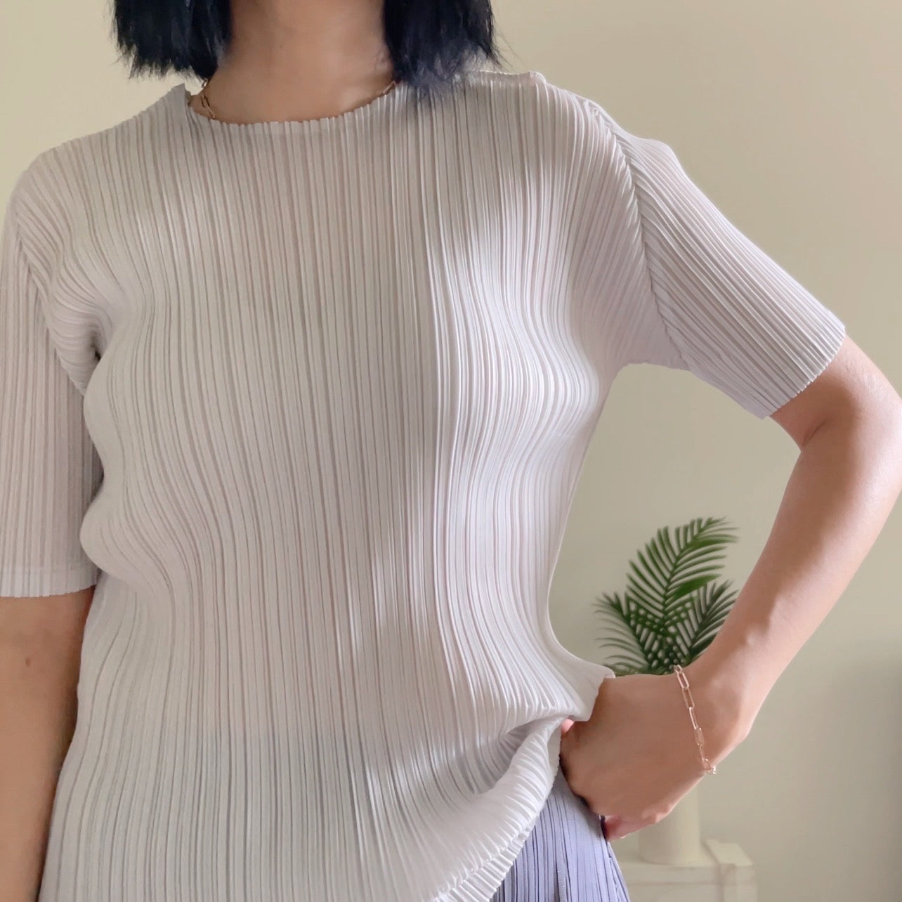Pleats basic top (pink, gray khaki, ruby, white, black, silver)