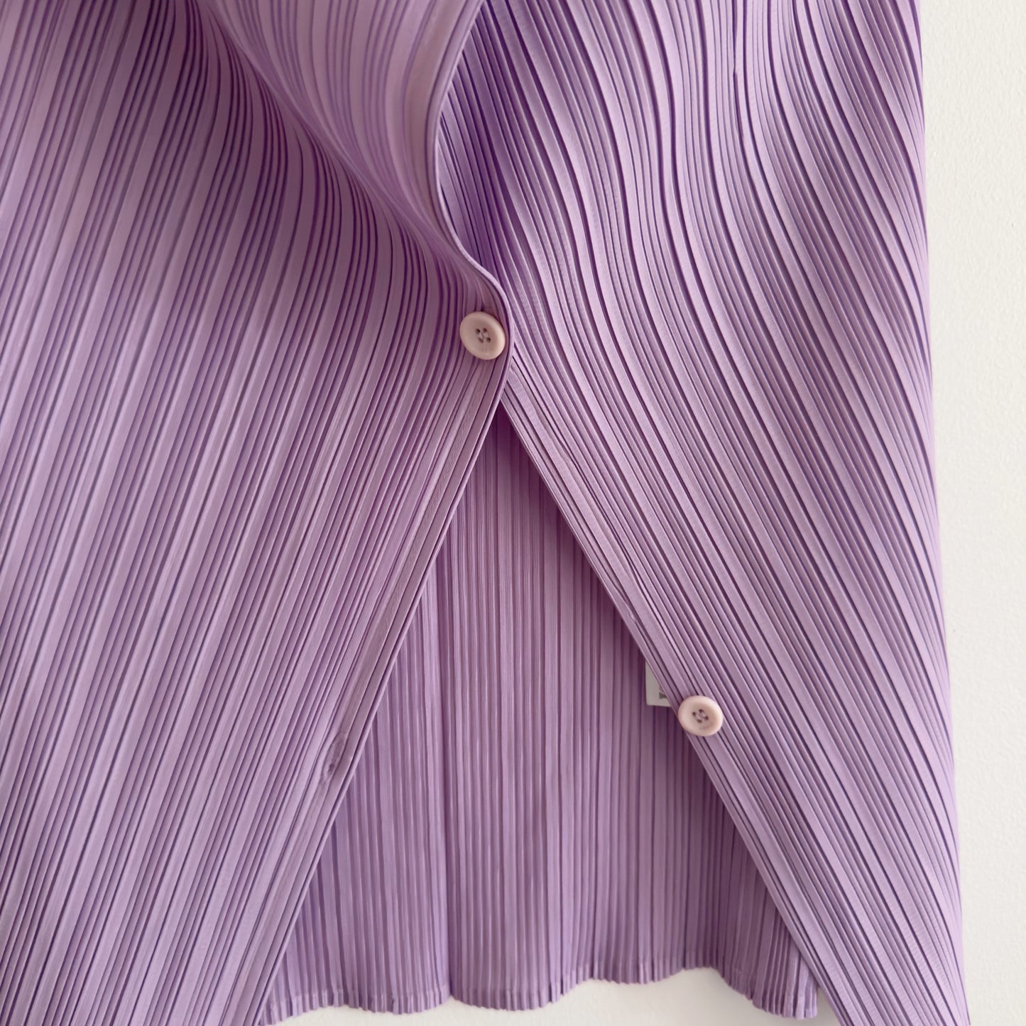 Pleated Vest (lilac, navy, black)