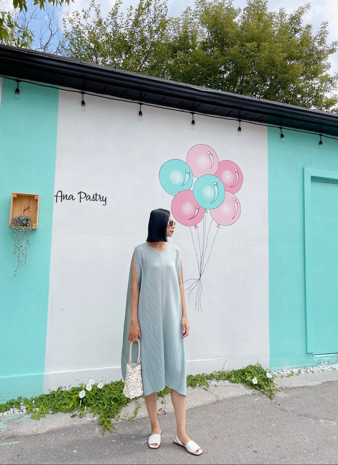 solid dress (black, pastel blue ,pink)