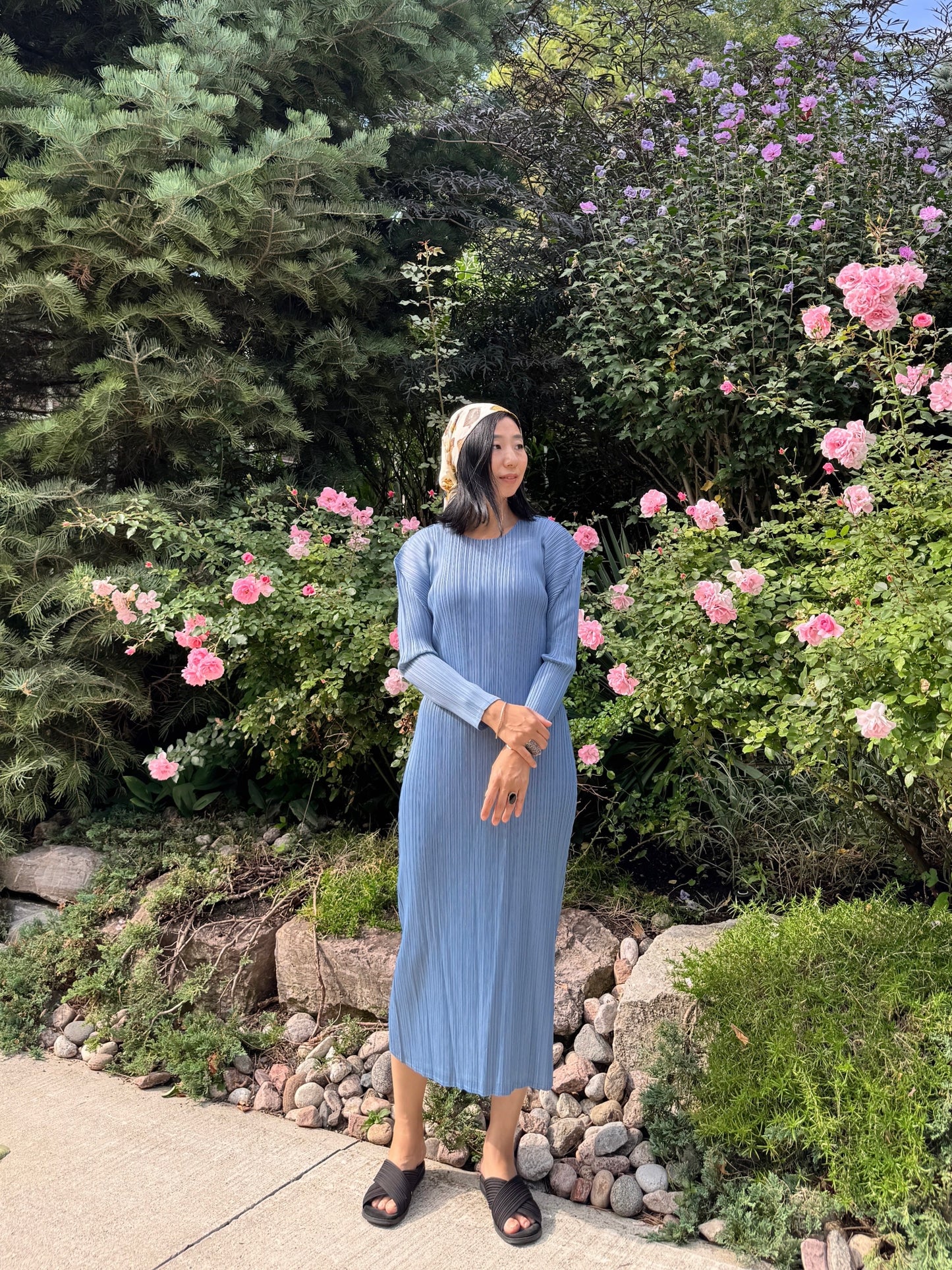 Edge dress (pink, blue)