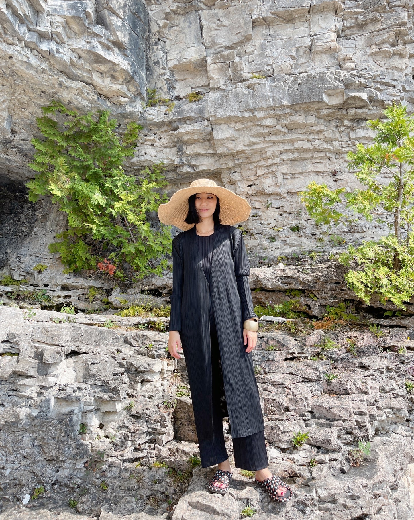 long sleeved cardigan (ivory, black)