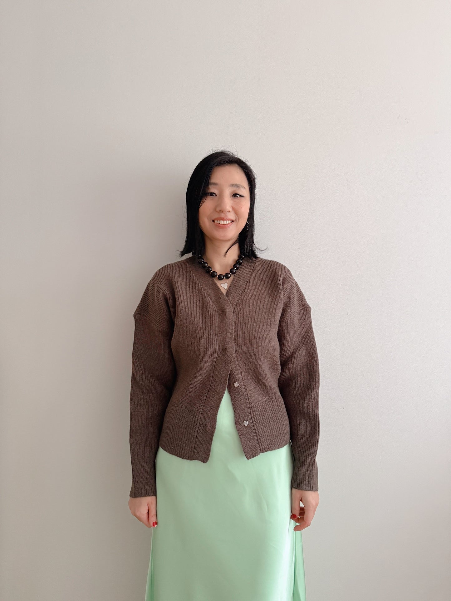 snap button cardigan (light yellow, brown)