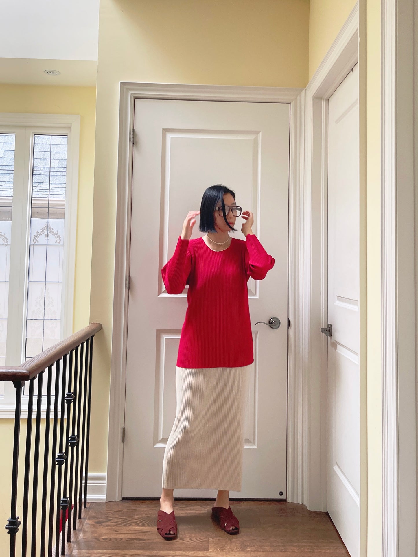 A-POC Pleats round tee ( black, ivory, red)