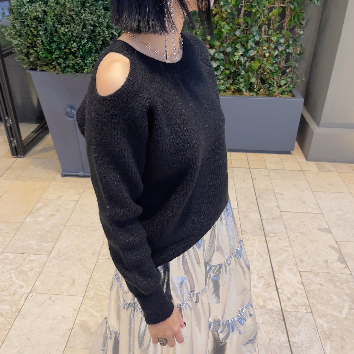 Latte wool knit (ivory, blue, black)