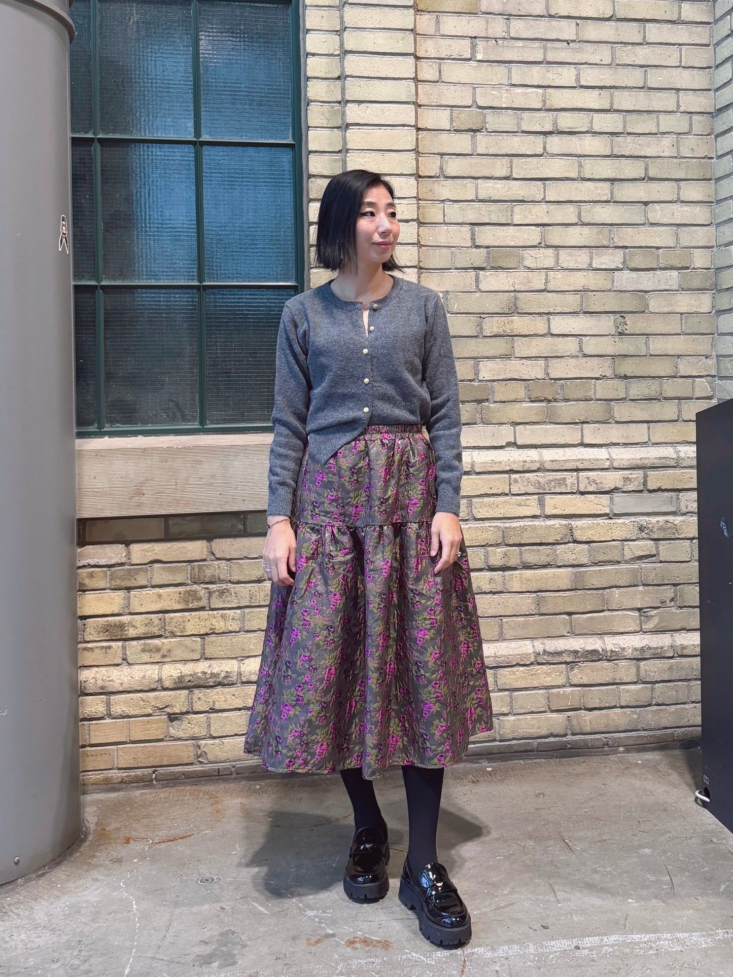 Golden button cardigan (gray, green,brown,pink,red,black)