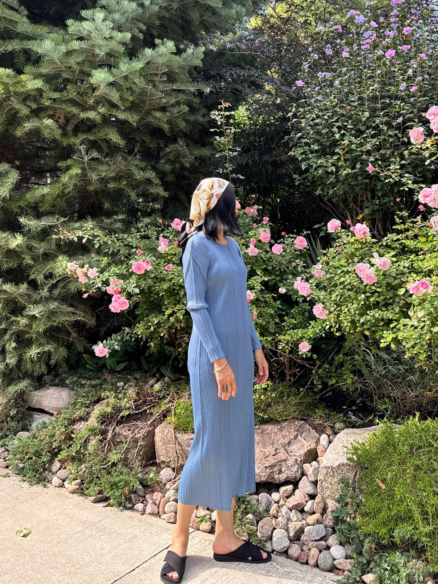 Edge dress (pink, blue)