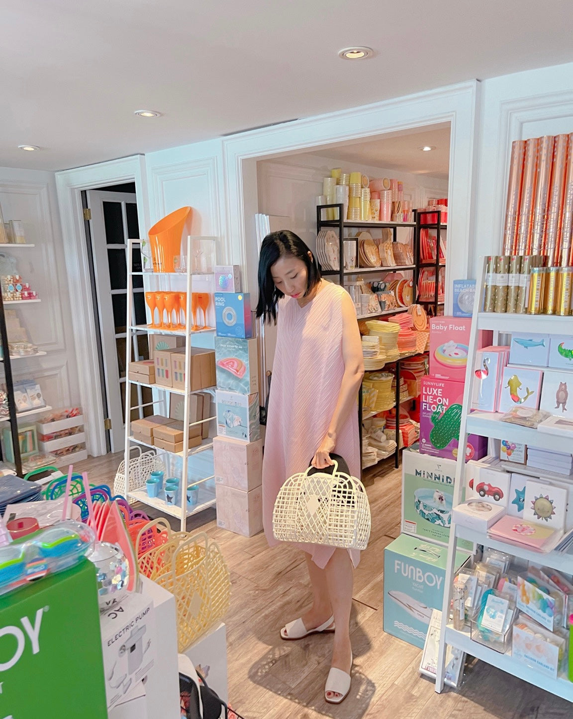 solid dress (black, pastel blue ,pink)