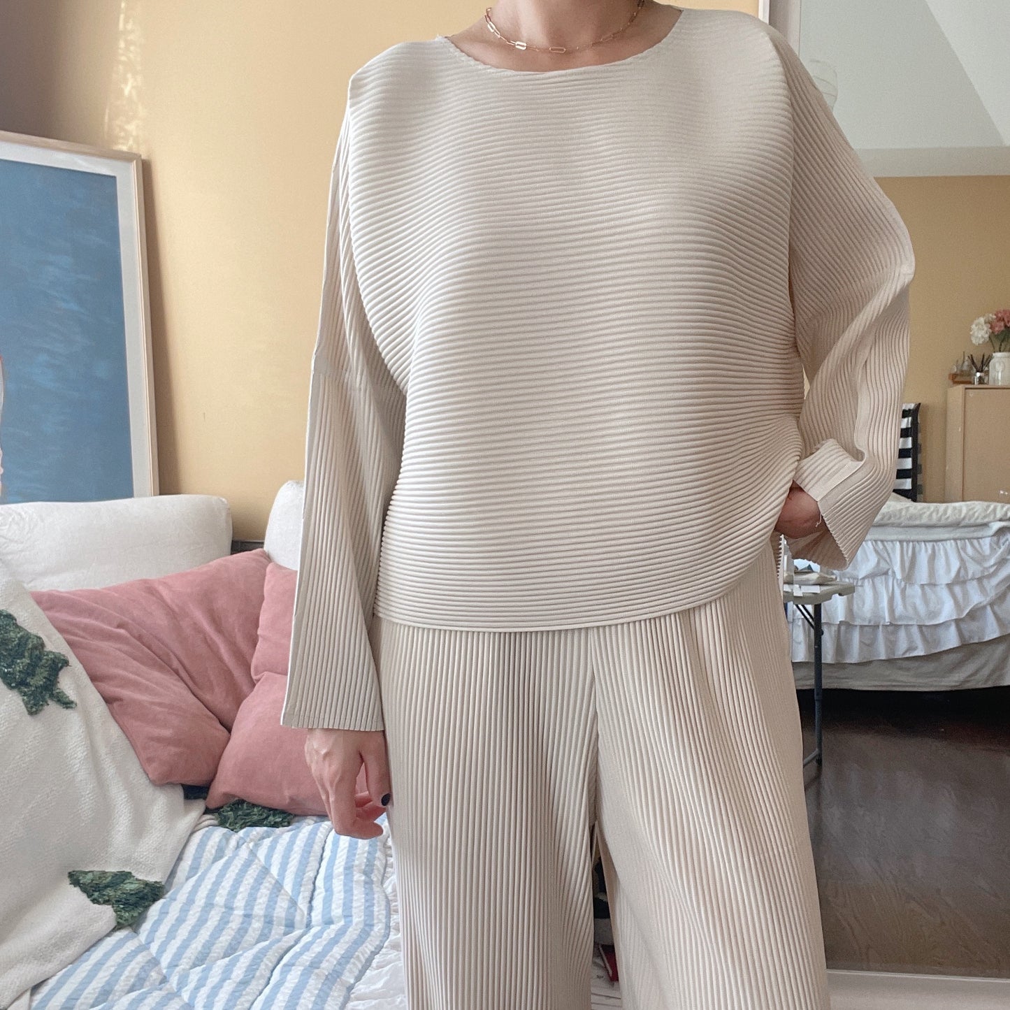 A-POC Pleats Oversize Top (ivory, black)