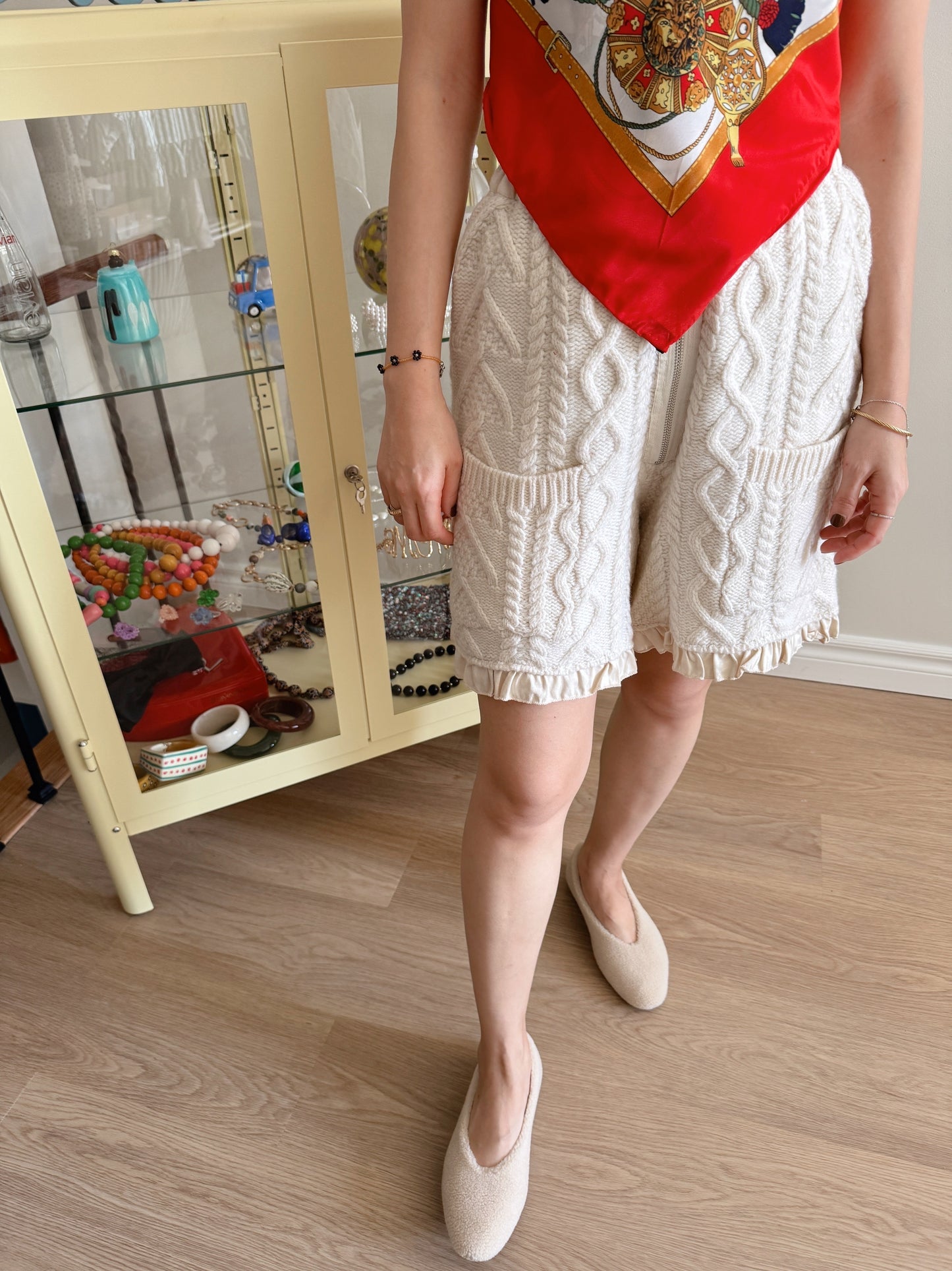 Wool knit shorts(ivory, red, black)
