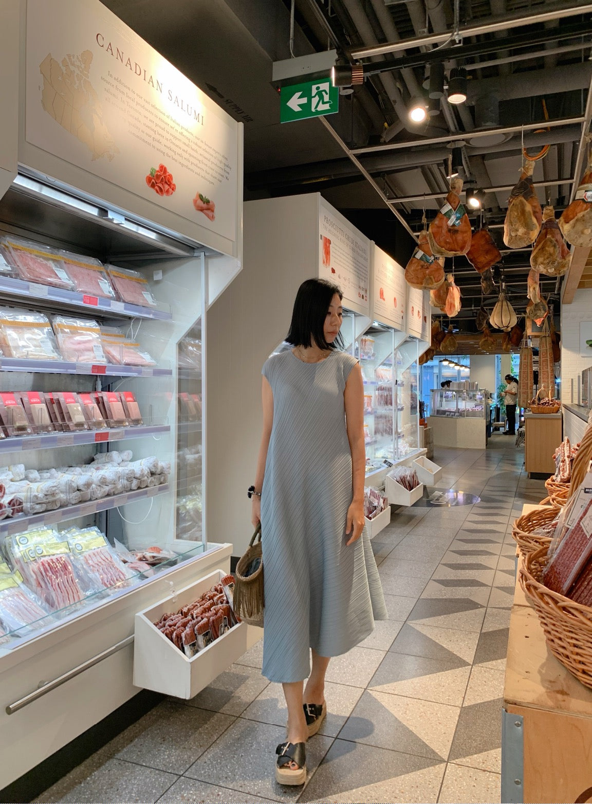 Pleats Unbalanced Dress