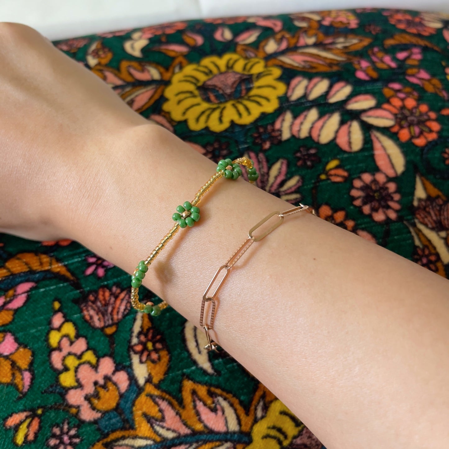 BEADED FLOWER BRACELET