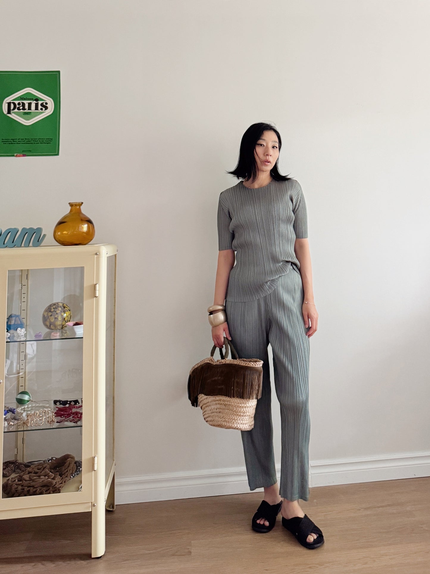 Pleats basic top (pink, gray khaki, ruby, white, black, silver)