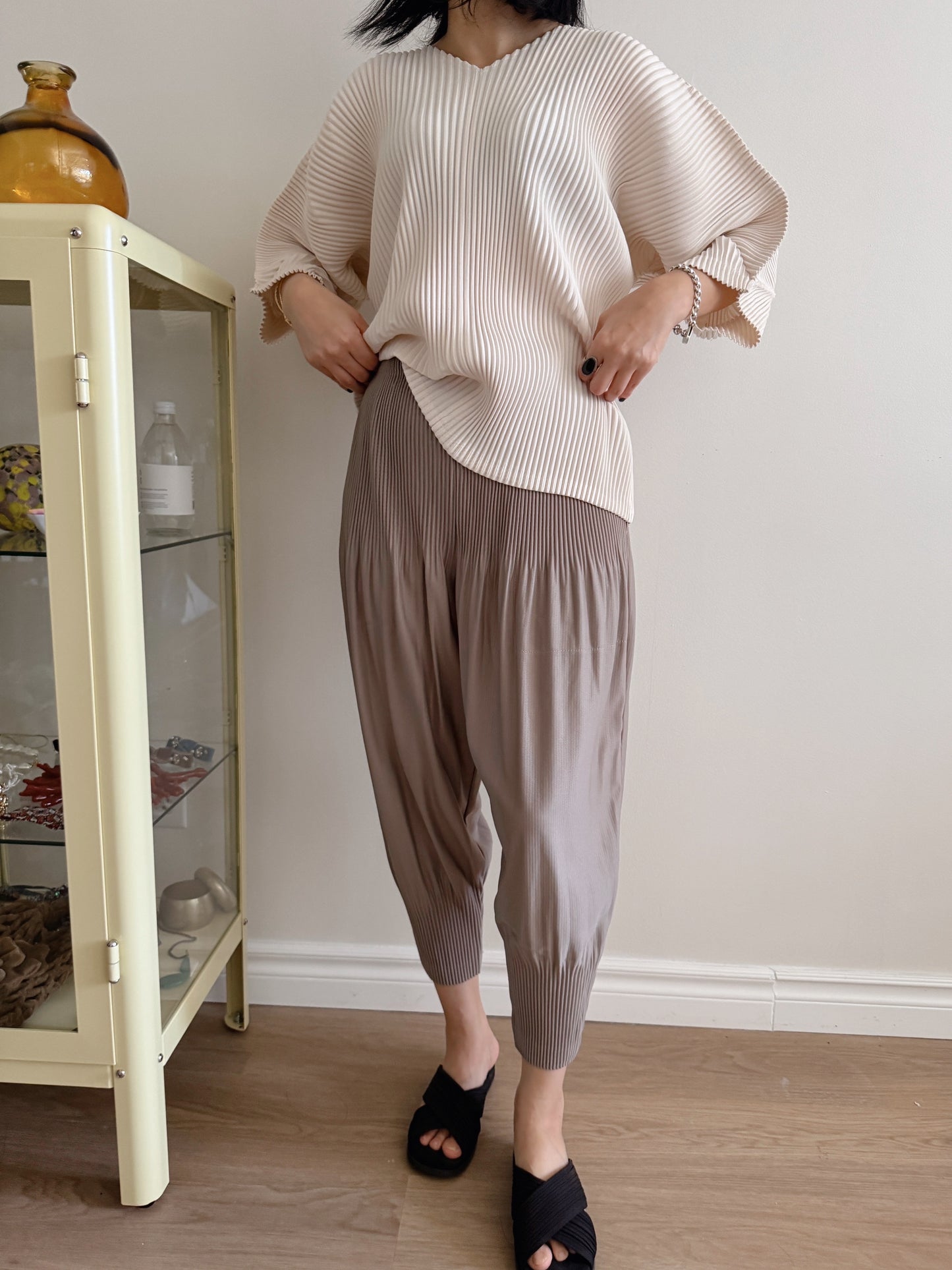 Pleats baggy pants ( black, pink, ivory, orange, mocha)