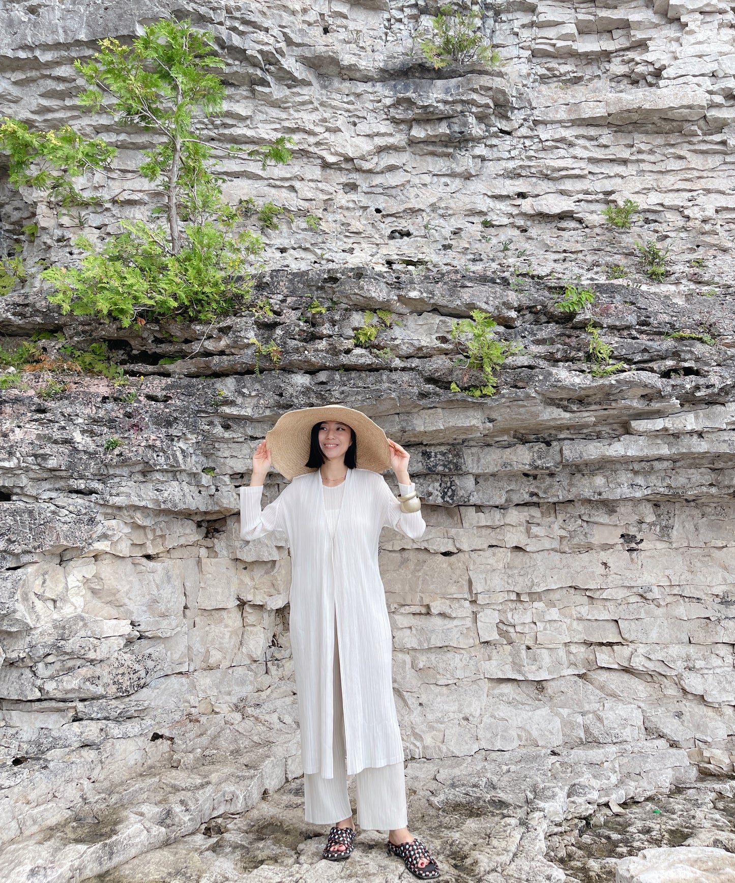 long sleeved cardigan (ivory, black)
