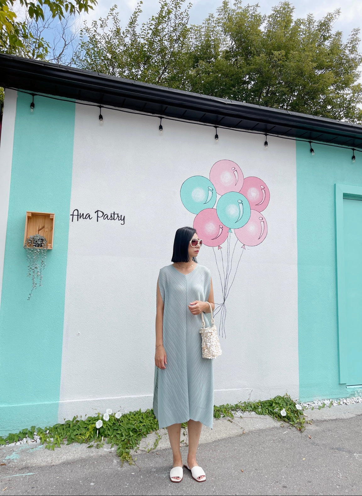 solid dress (black, pastel blue ,pink)