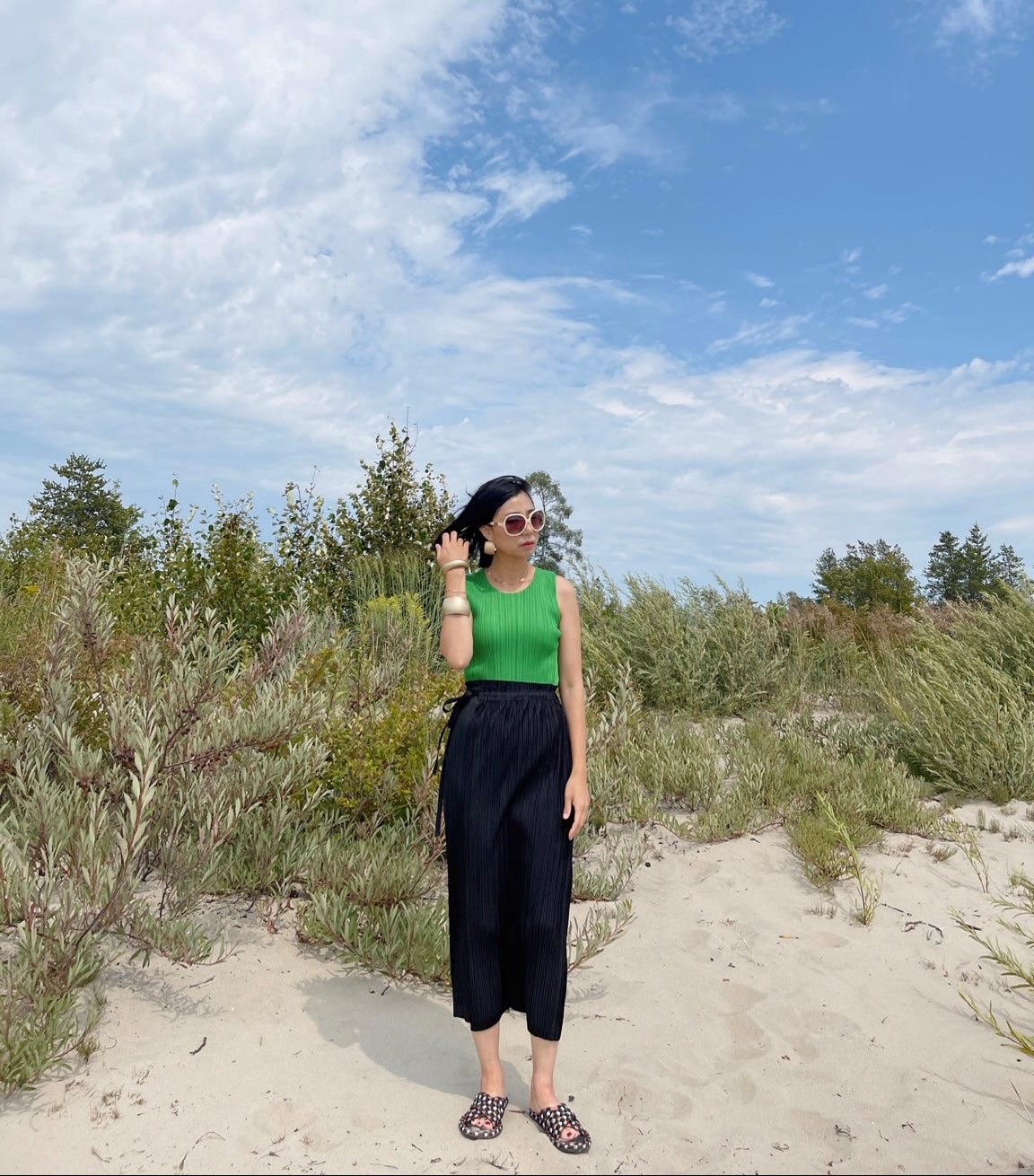 Basic Top (black, ivory, green, pink)