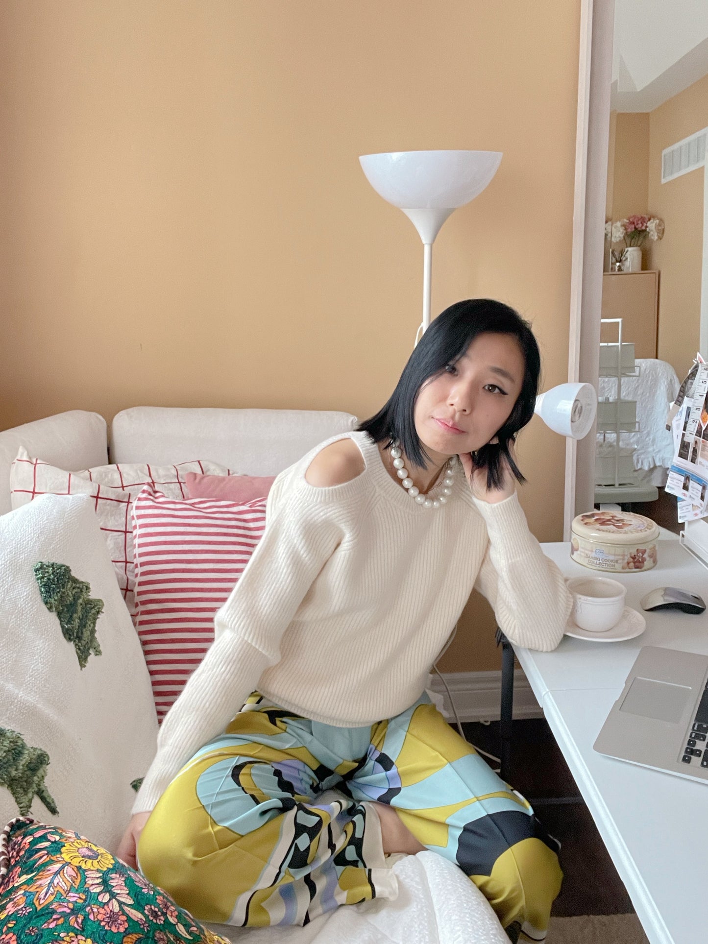 Latte wool knit (ivory, blue, black)