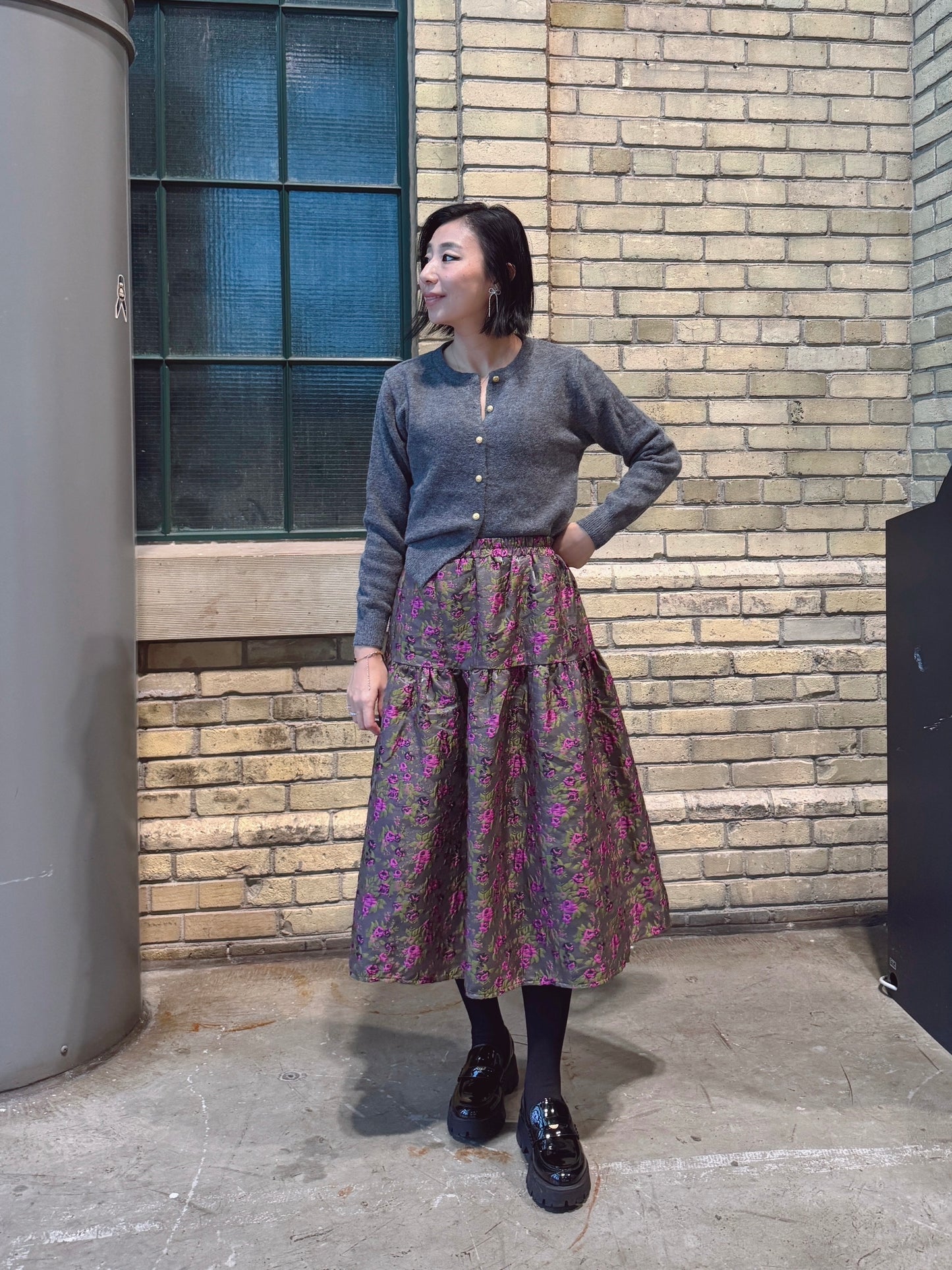 Golden button cardigan (gray, green,brown,pink,red,black)