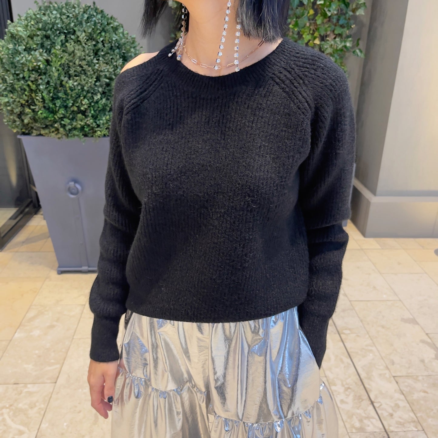 Latte wool knit (ivory, blue, black)