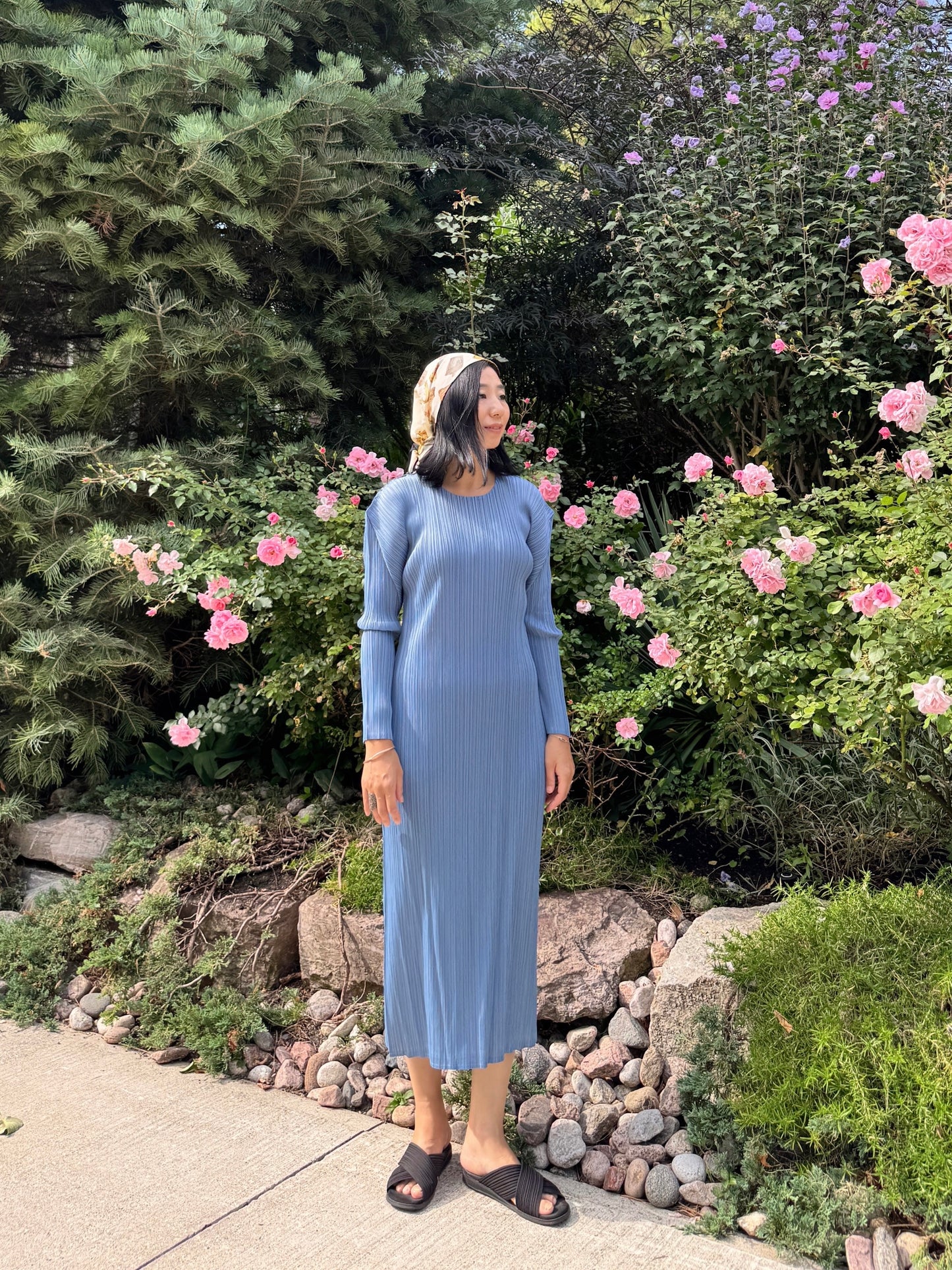 Edge dress (pink, blue)