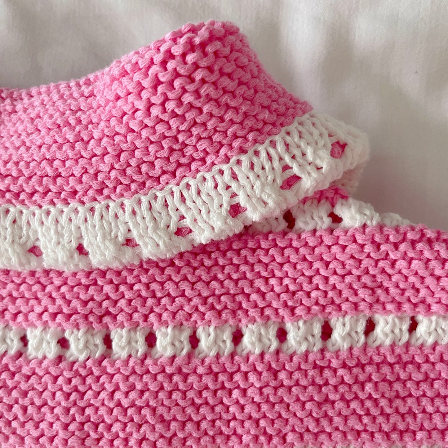 Punching knit cardigan (pink,green)