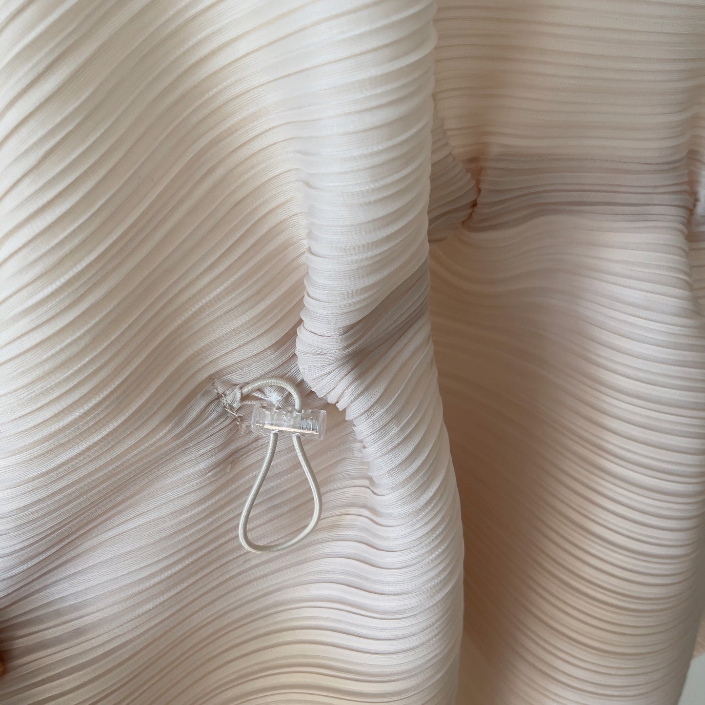 Pleats back string sleeveless (royal blue, lavender, ivory, lemon)