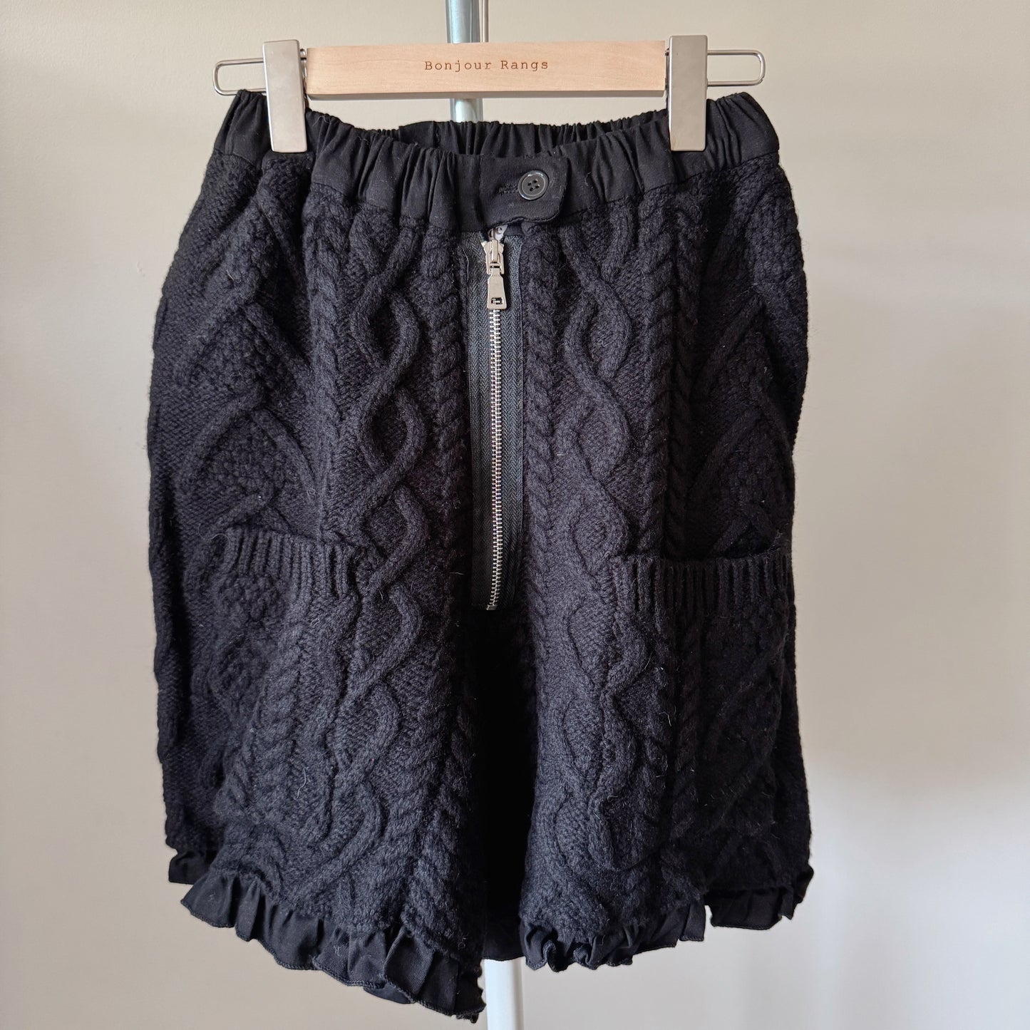 Wool knit shorts(ivory, red, black)