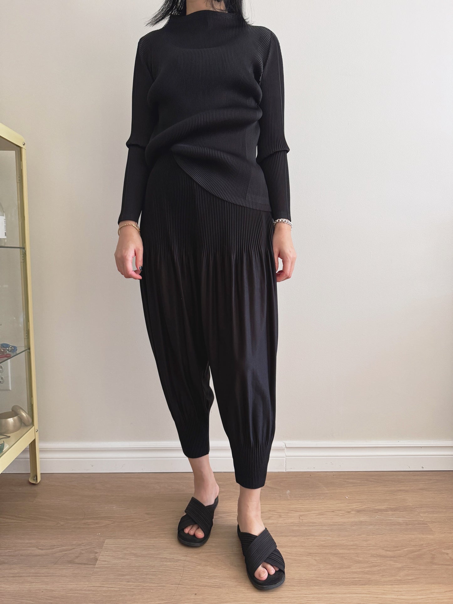 Pleats baggy pants ( black, pink, ivory, orange, mocha)