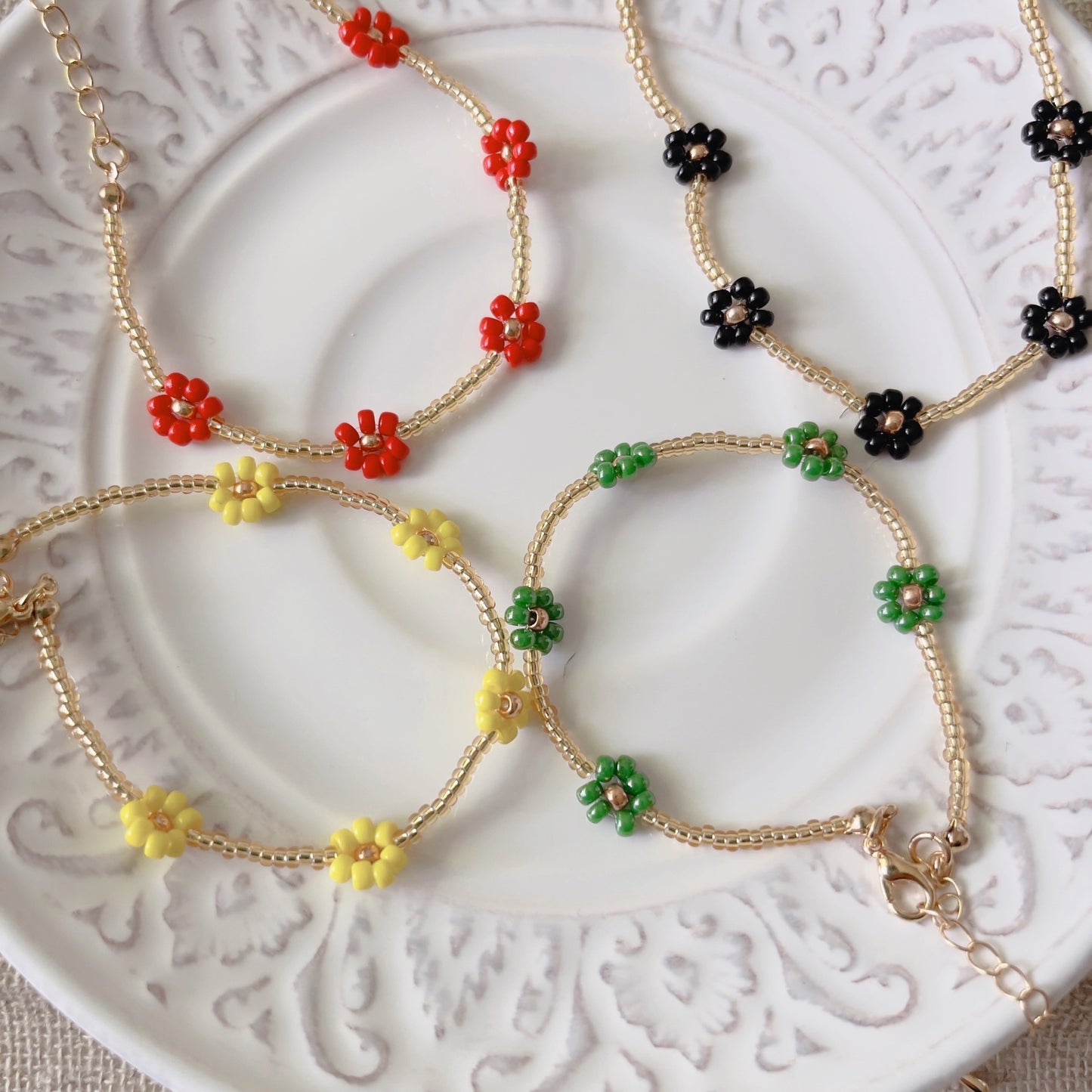 BEADED FLOWER BRACELET