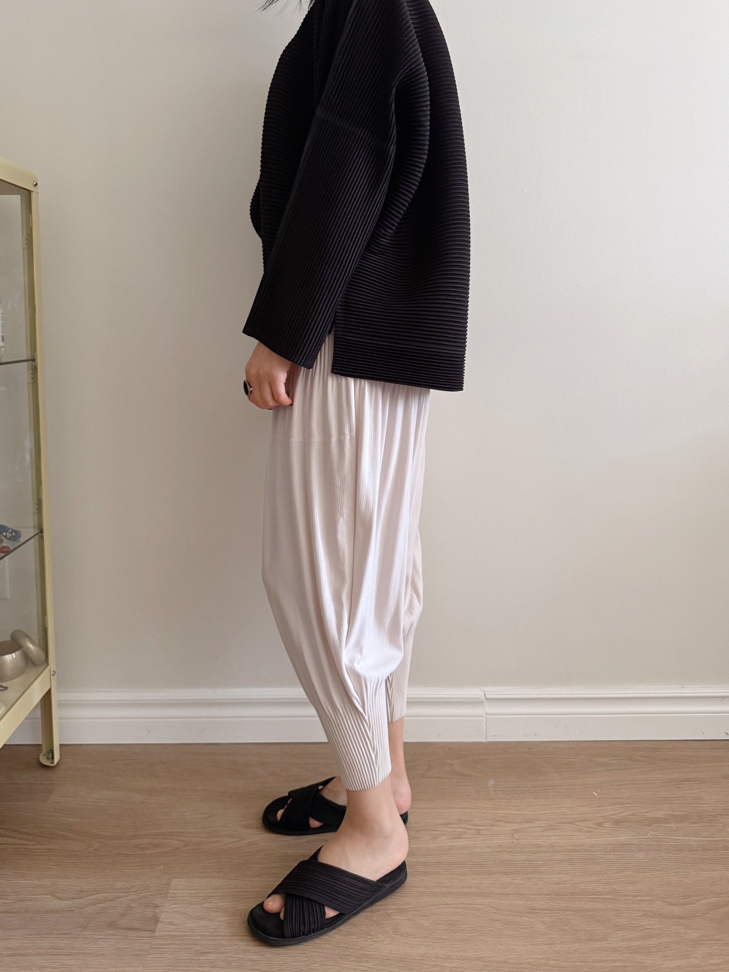 Pleats baggy pants ( black, pink, ivory, orange, mocha)