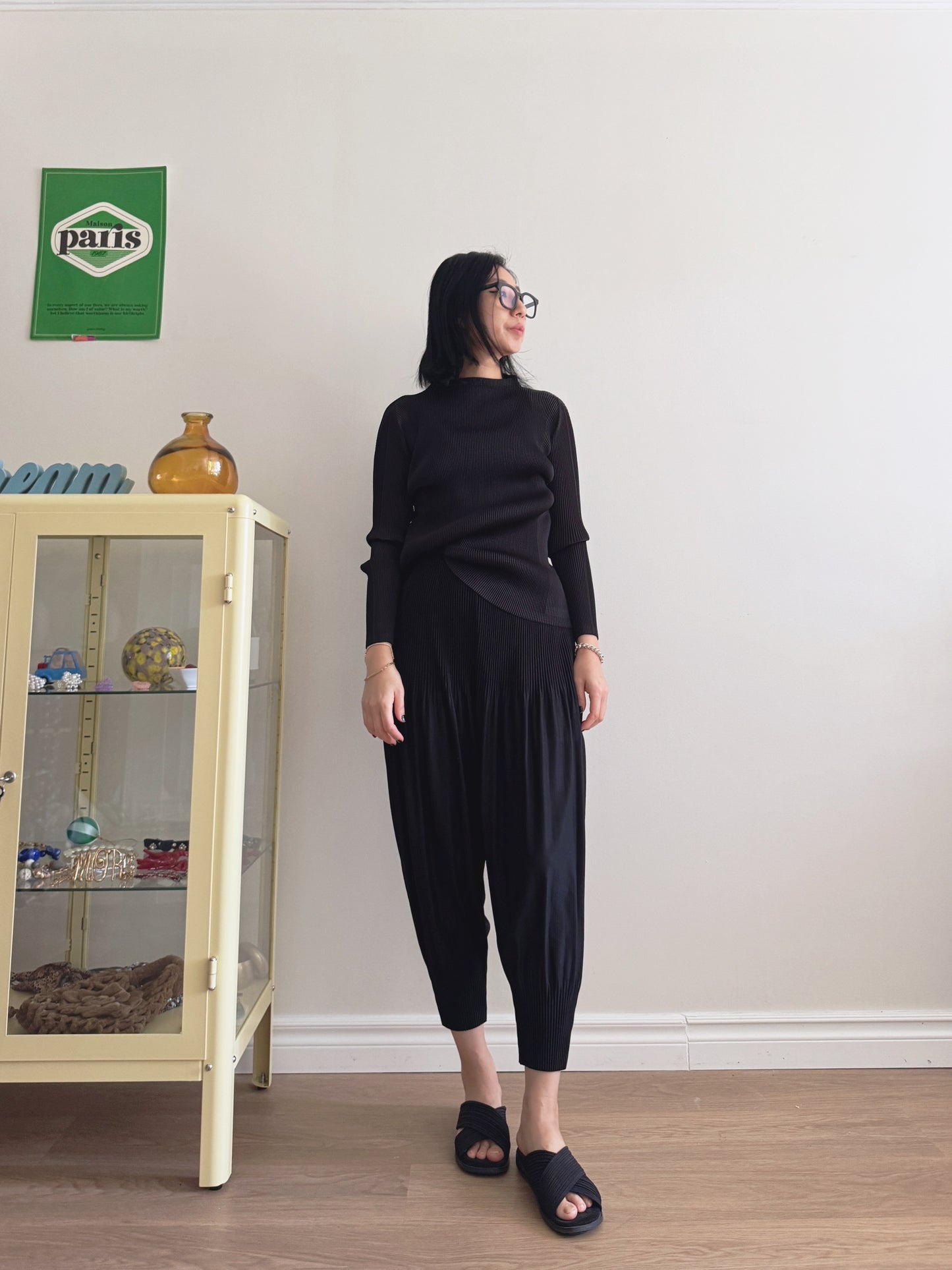 Pleats baggy pants ( black, pink, ivory, orange, mocha)