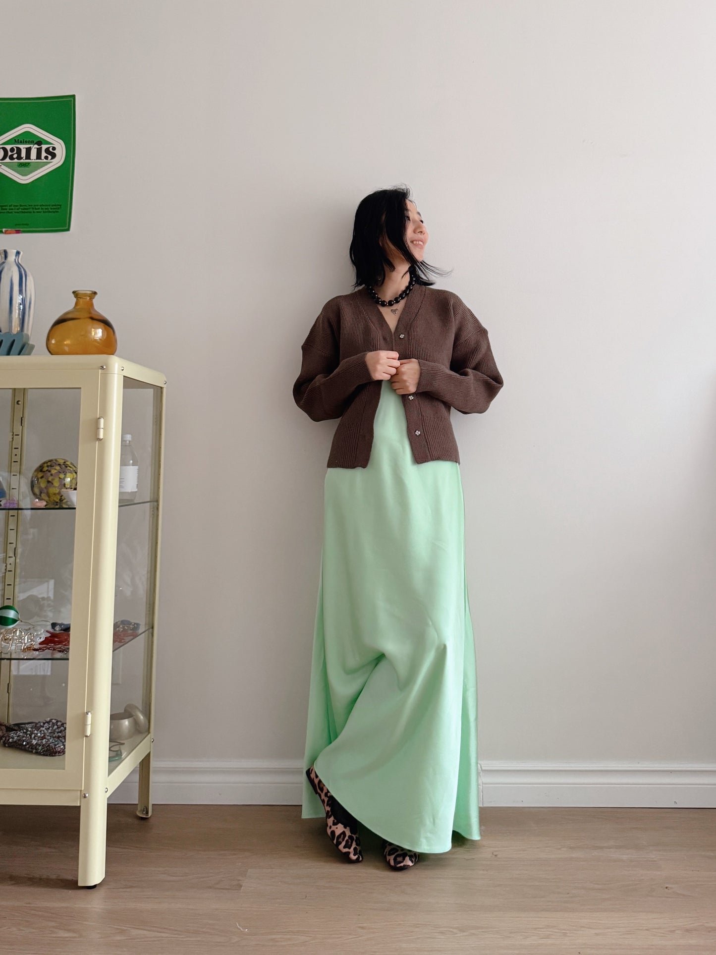 snap button cardigan (light yellow, brown)