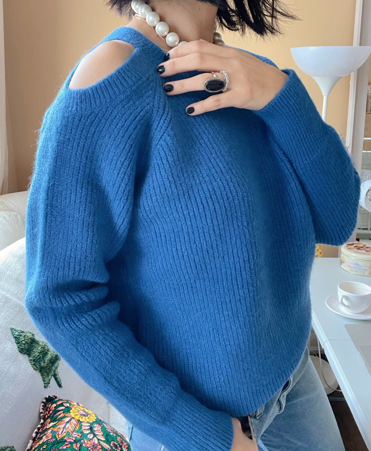 Latte wool knit (ivory, blue, black)