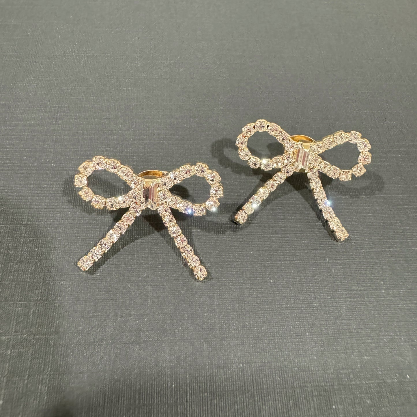 Jewel bow earrings
