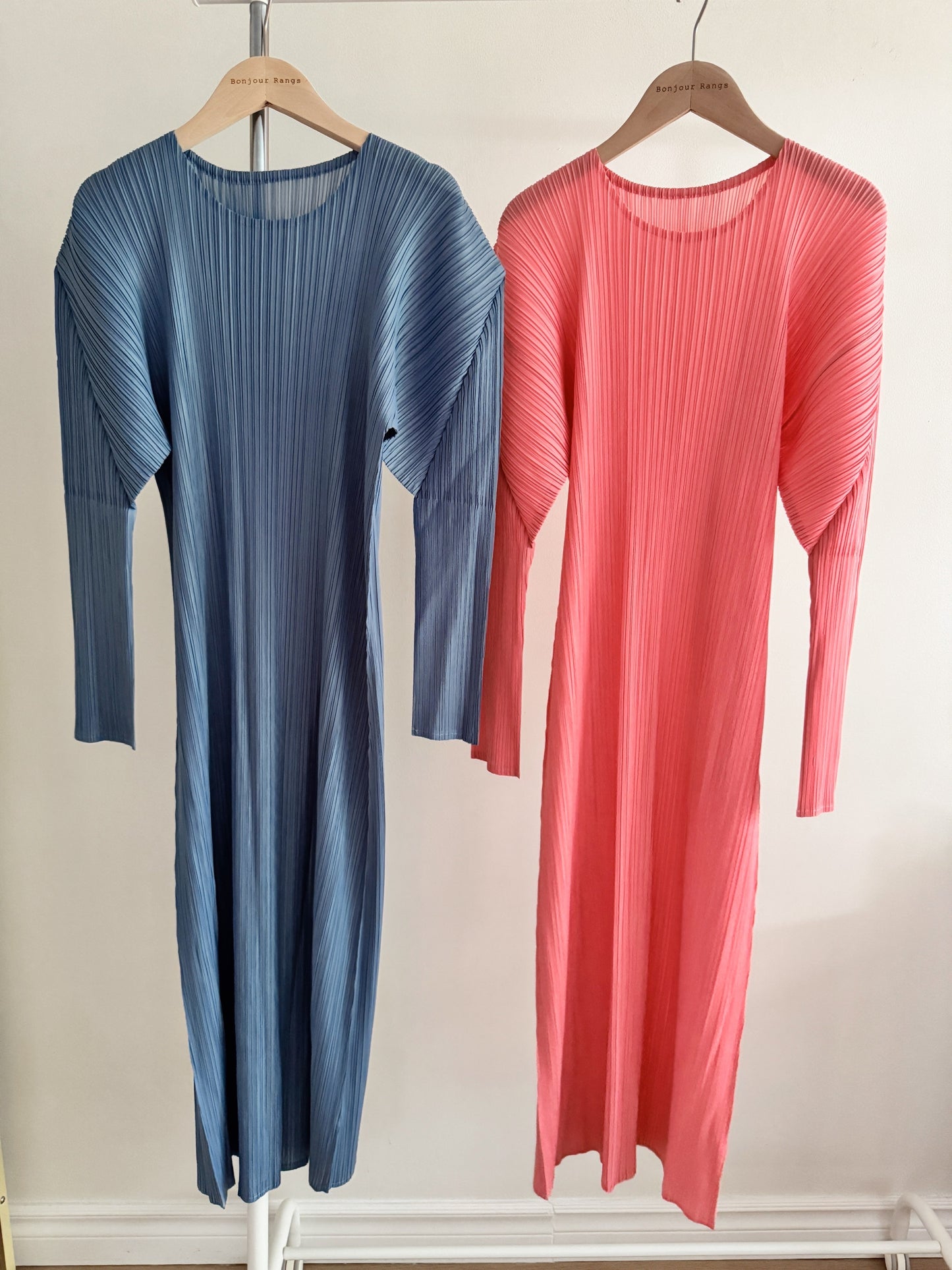 Edge dress (pink, blue)
