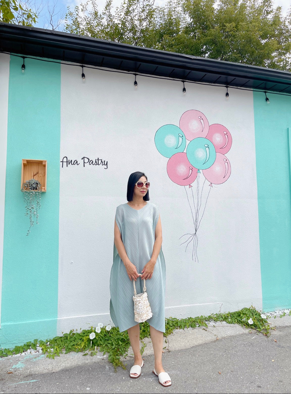 solid dress (black, pastel blue ,pink)