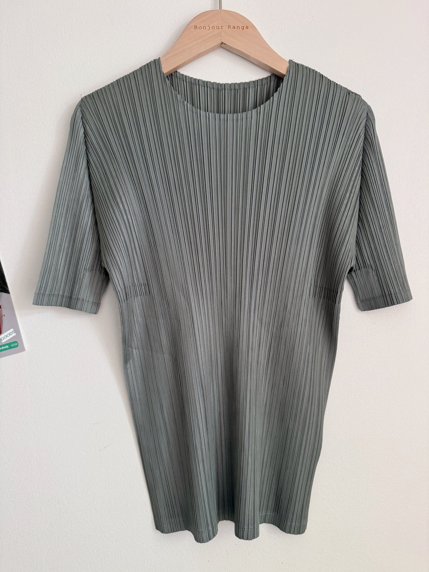 Pleats basic top (pink, gray khaki, ruby, white, black, silver)
