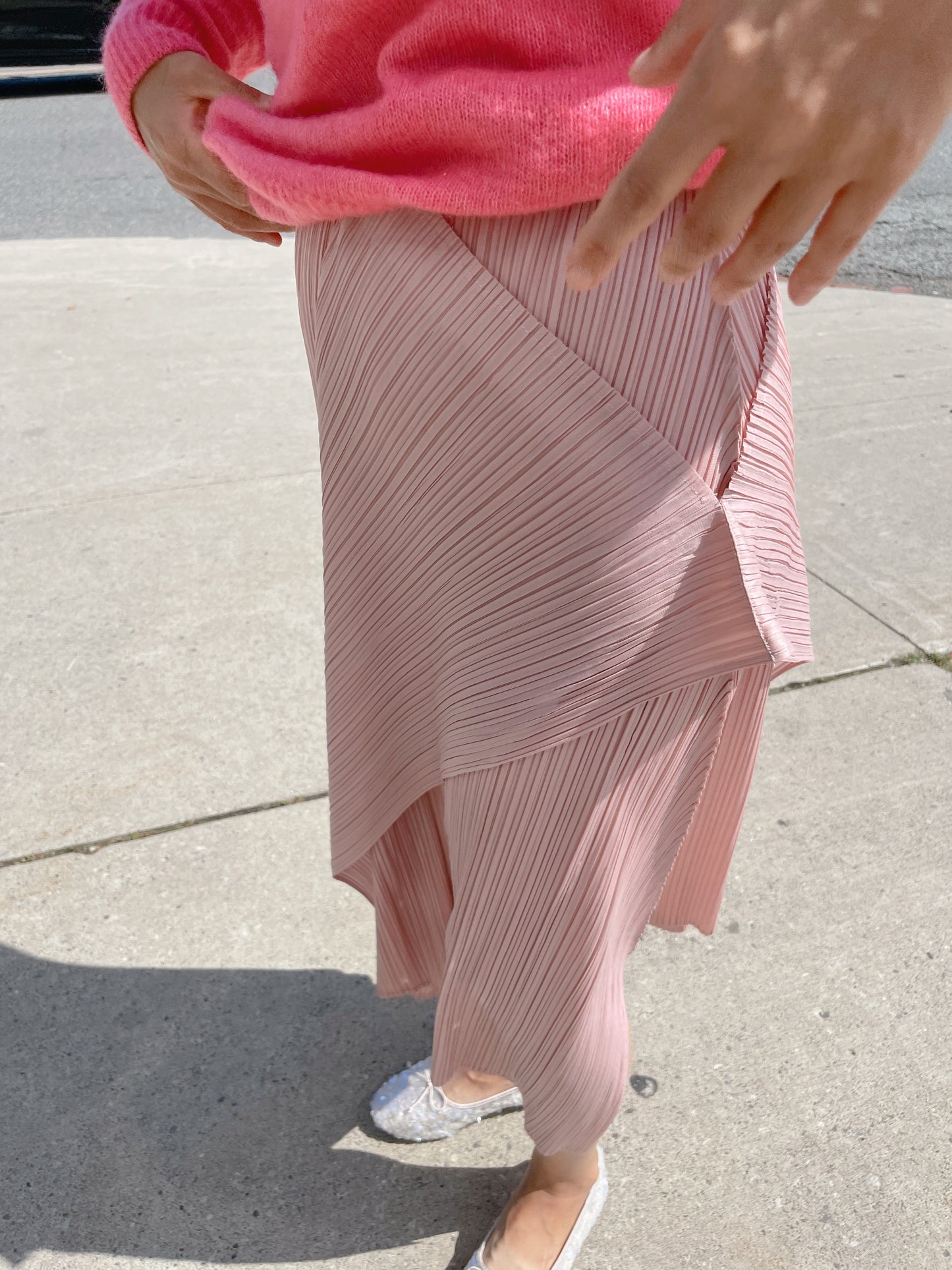 Edge skirt (black, pink, beige, brown)
