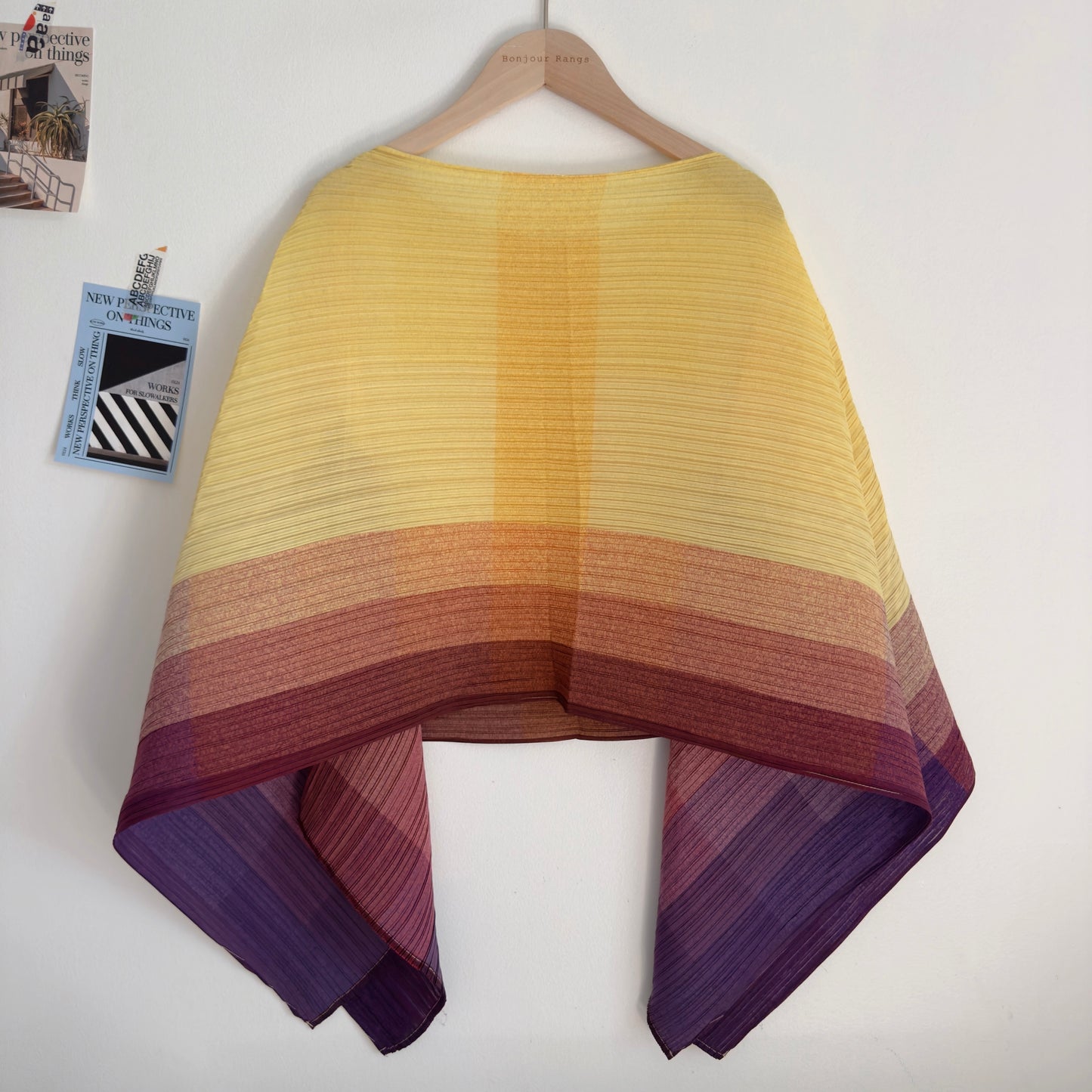 Pleats Gradation Cape(blue, purple )