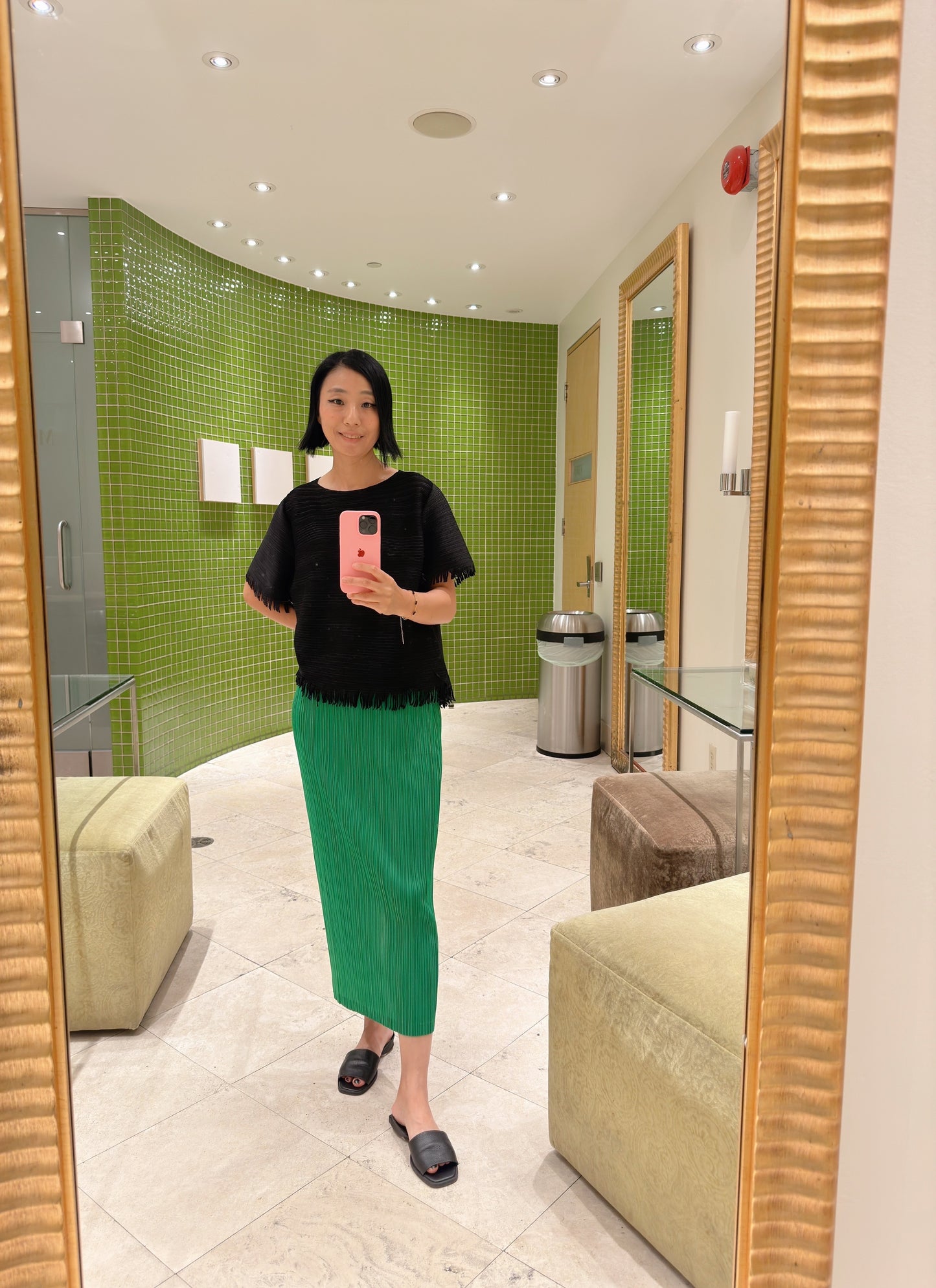 Pleats h line skirt (green, purple)