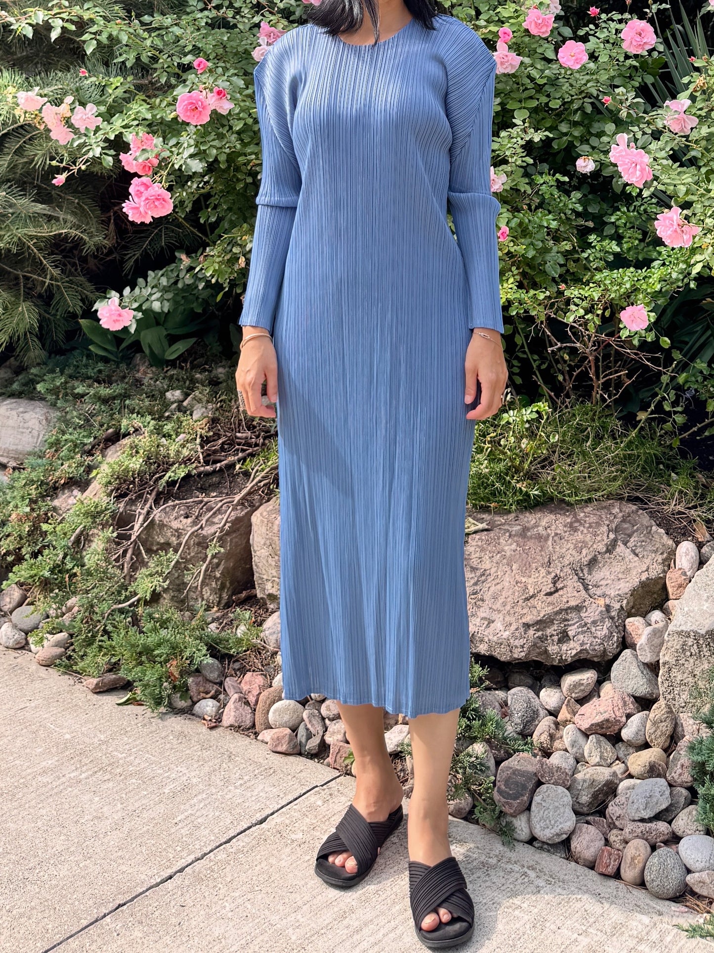 Edge dress (pink, blue)