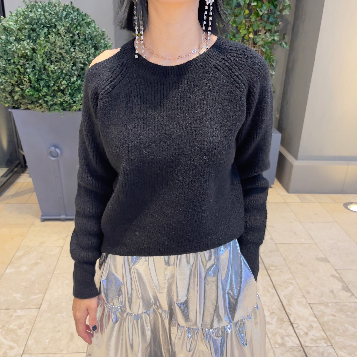 Latte wool knit (ivory, blue, black)