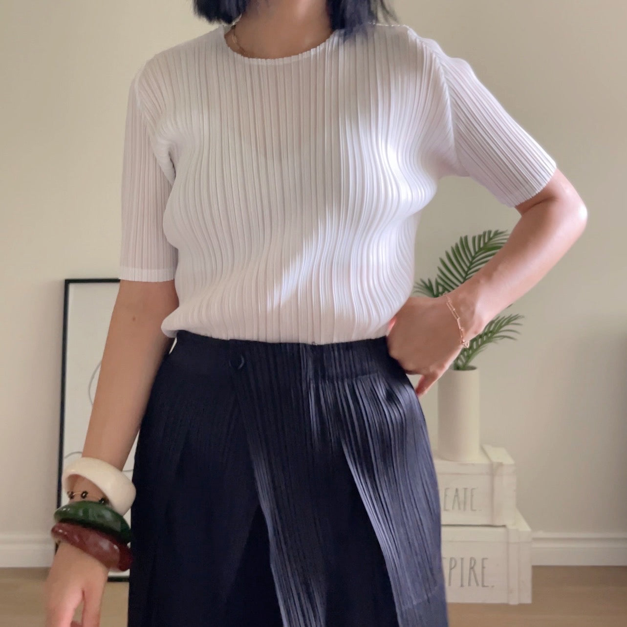 Pleats basic top (pink, gray khaki, ruby, white, black, silver)