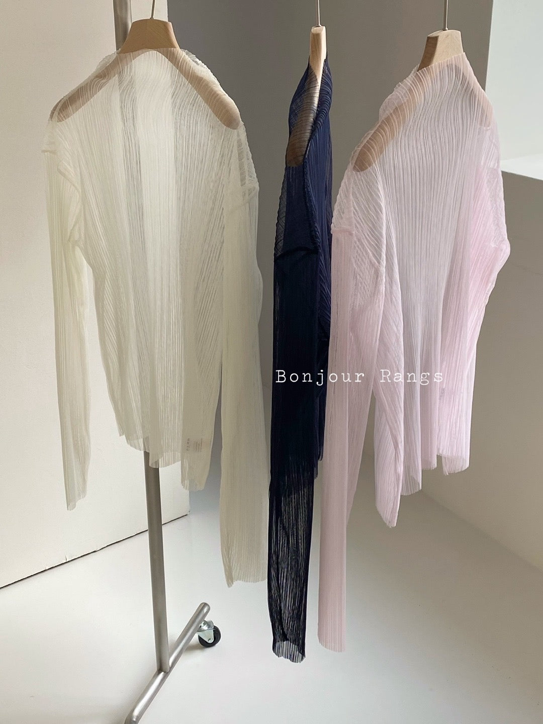 semi-sheer top (ivory, black, pink)