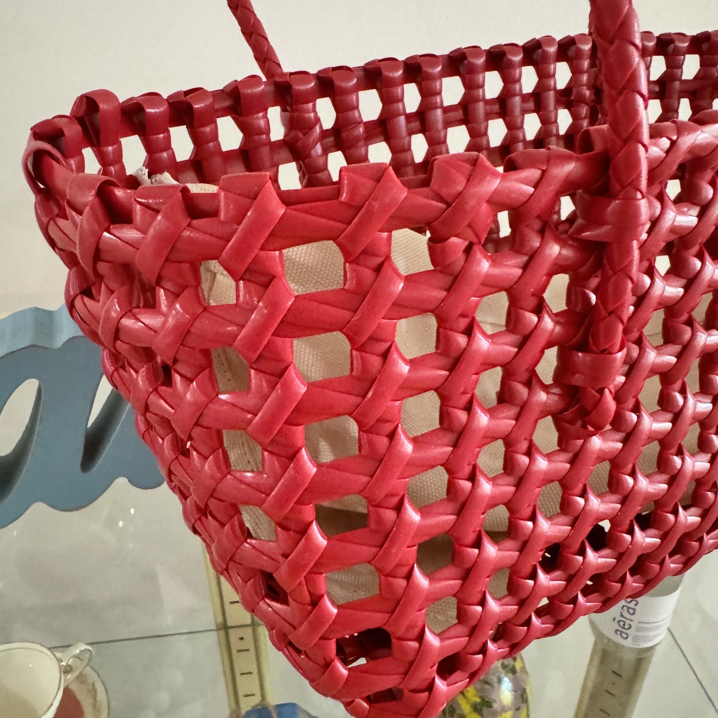woven basket bag ( red, green, black)