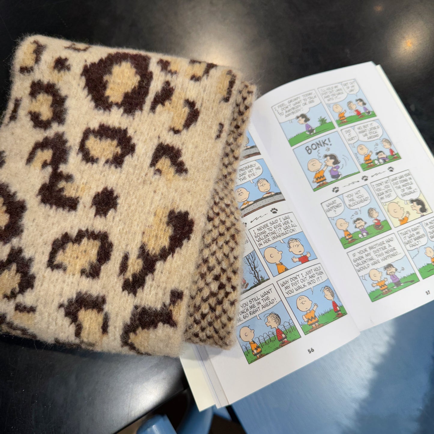 leopard print scarf (beige,brown)