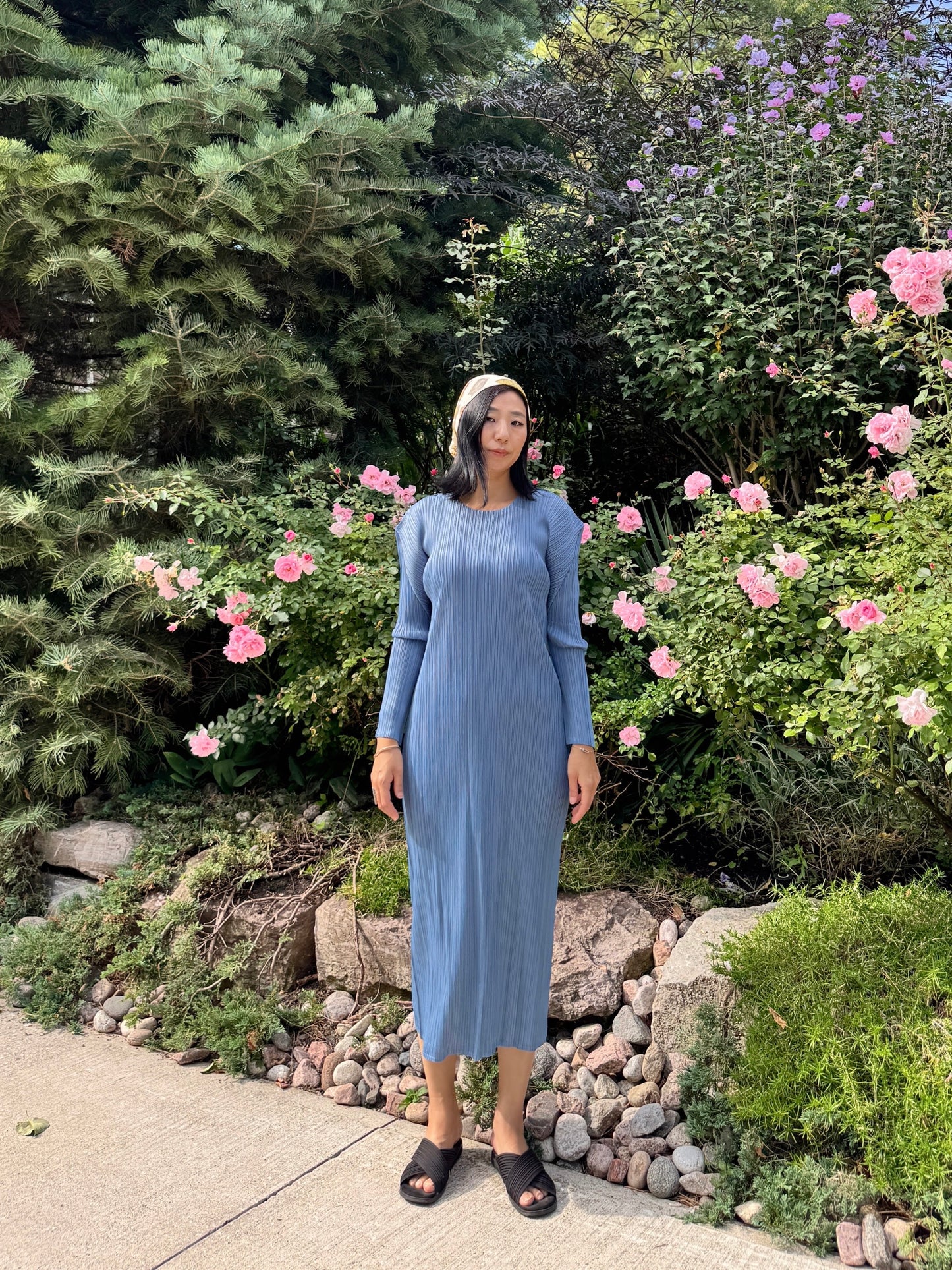 Edge dress (pink, blue)