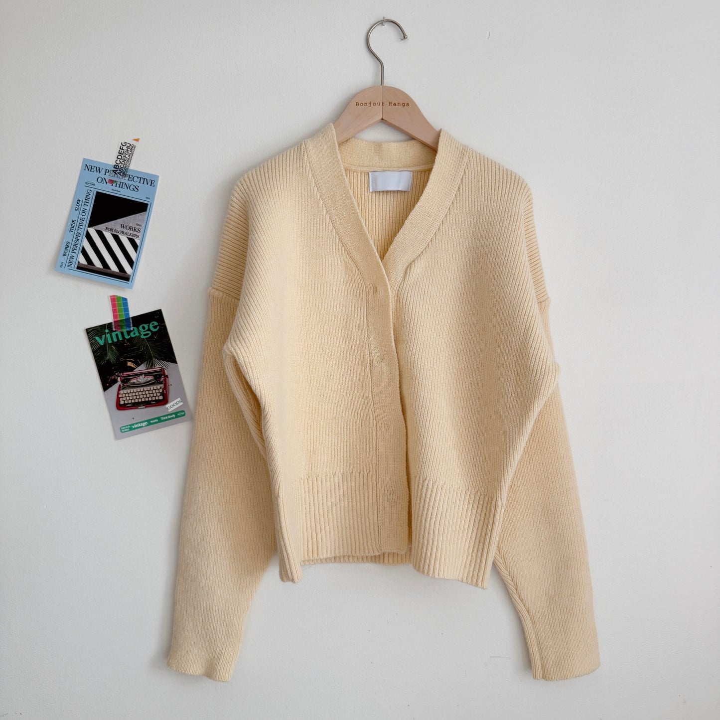 snap button cardigan (light yellow, brown)