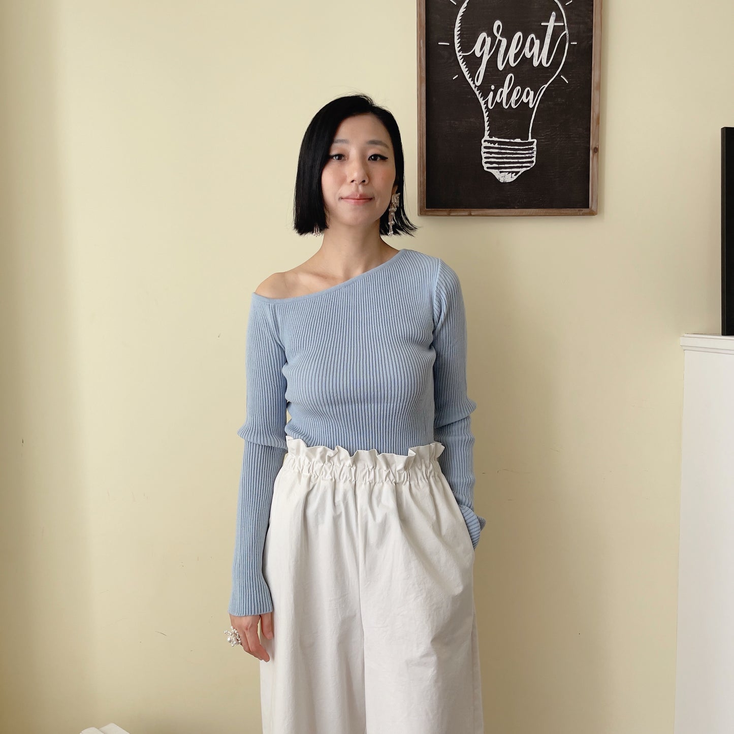 Off shoulder knit (ivory, yellow,sky blue, black)