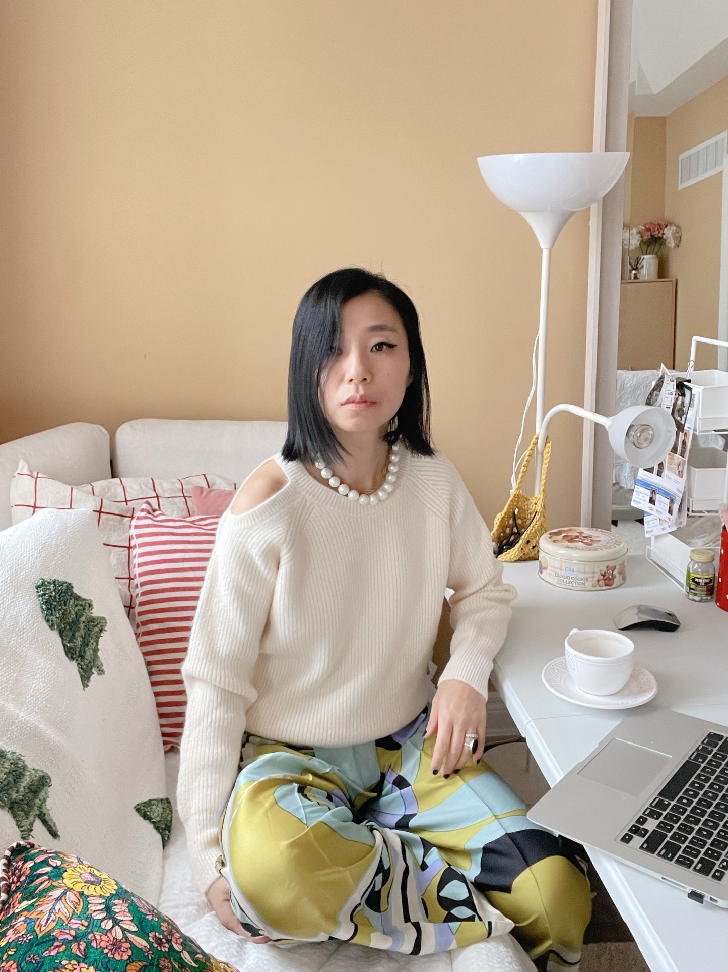 Latte wool knit (ivory, blue, black)